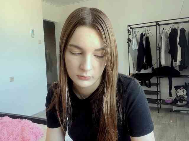 EveliaShimaoka webcam