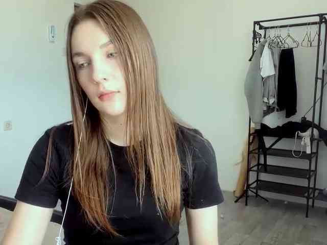 EveliaShimaoka webcam