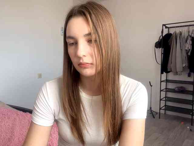 モデル: EveliaShimaoka