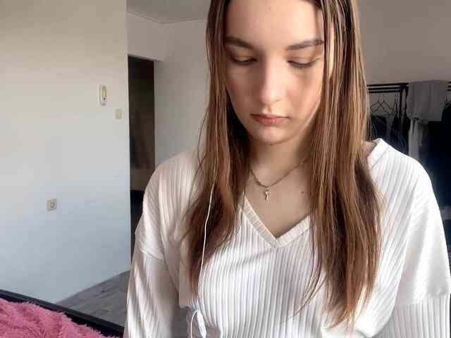 EveliaShimaoka webcam