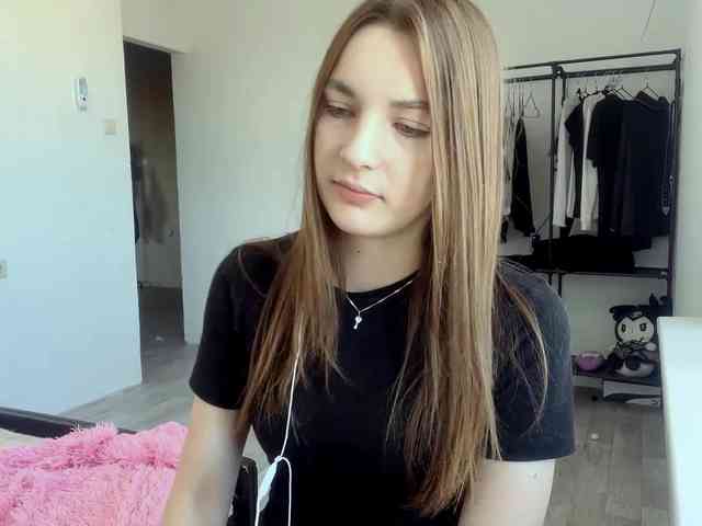 EveliaShimaoka webcam