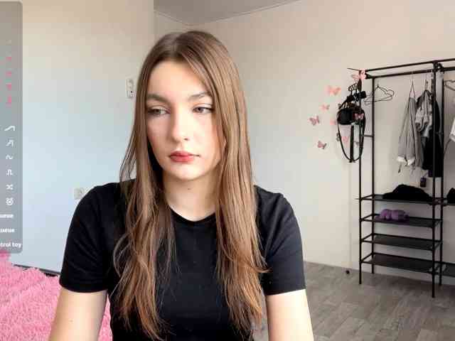 EveliaShimaoka webcam