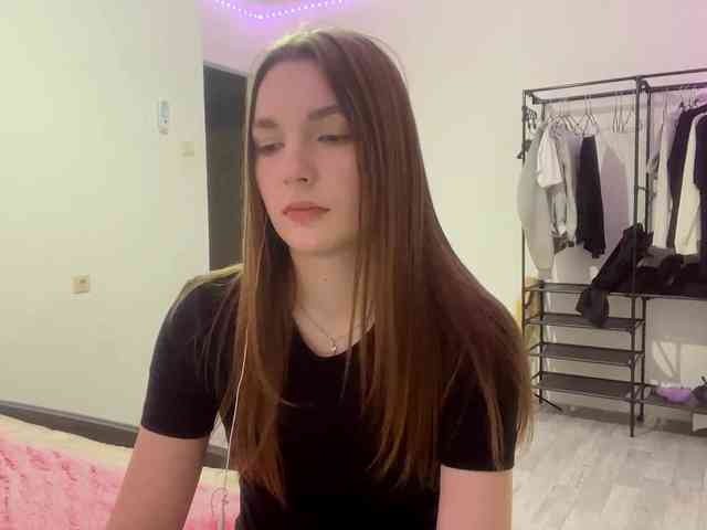 EveliaShimaoka webcam