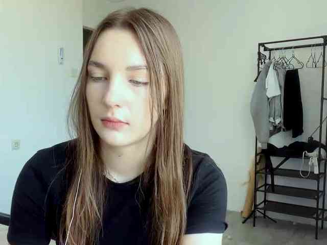 EveliaShimaoka webcam
