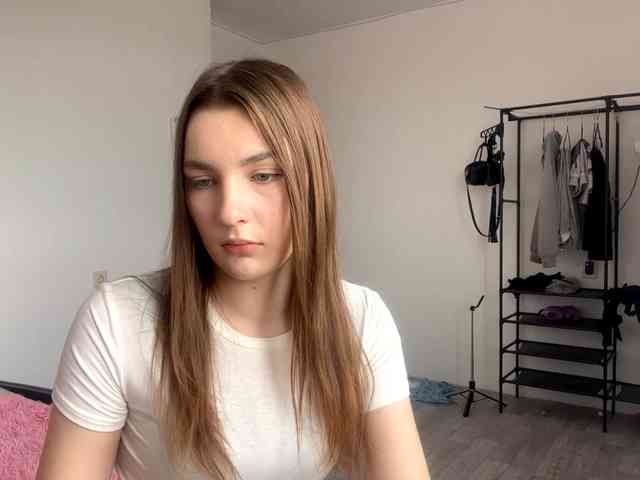 EveliaShimaoka webcam