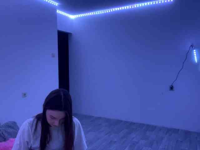 EveliaShimaoka webcam