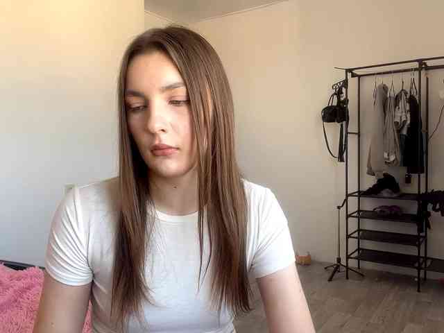 EveliaShimaoka webcam