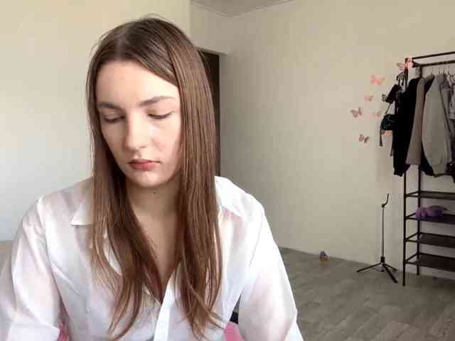 EveliaShimaoka webcam