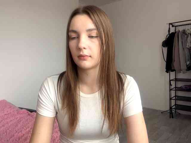 EveliaShimaoka webcam