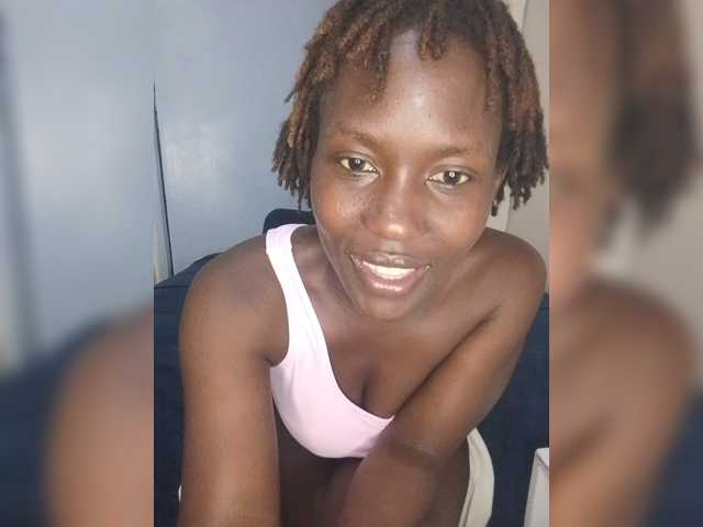 HalimaAnderson live cam on BongaCams