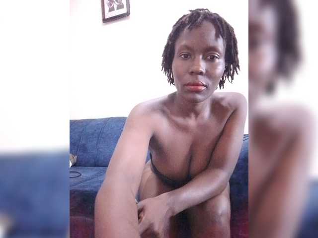 HalimaAnderson live cam on BongaCams