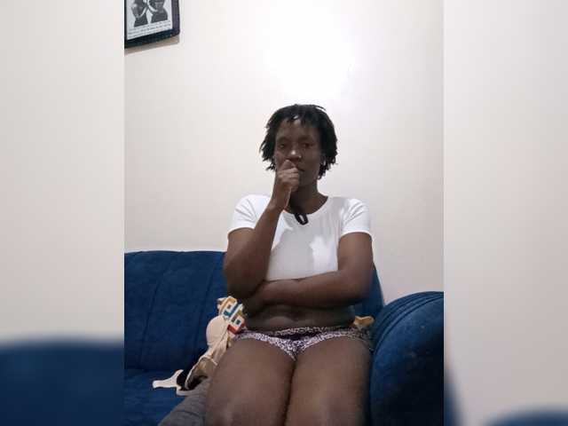 HalimaAnderson webcam