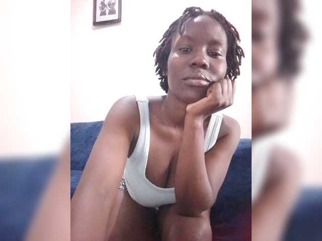 HalimaAnderson live cam on BongaCams