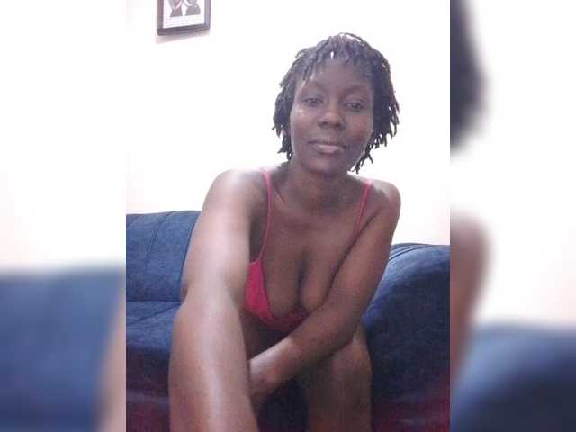 HalimaAnderson live cam on BongaCams