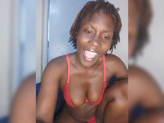 HalimaAnderson, live now on BongaCams