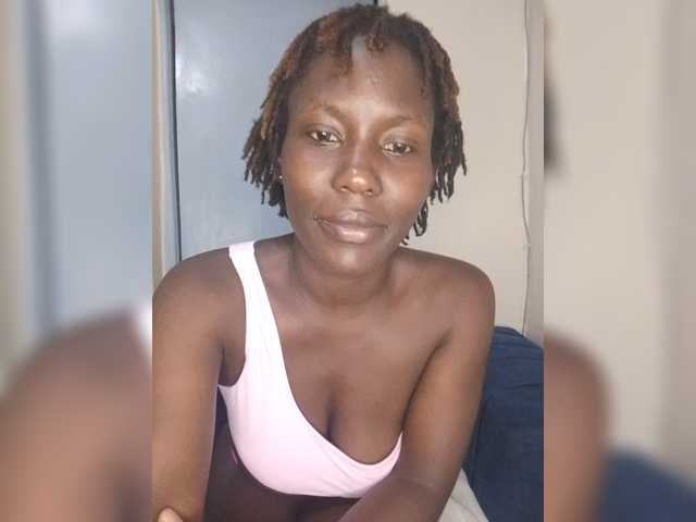 HalimaAnderson live cam on BongaCams