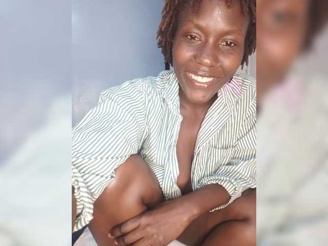 HalimaAnderson live cam on BongaCams