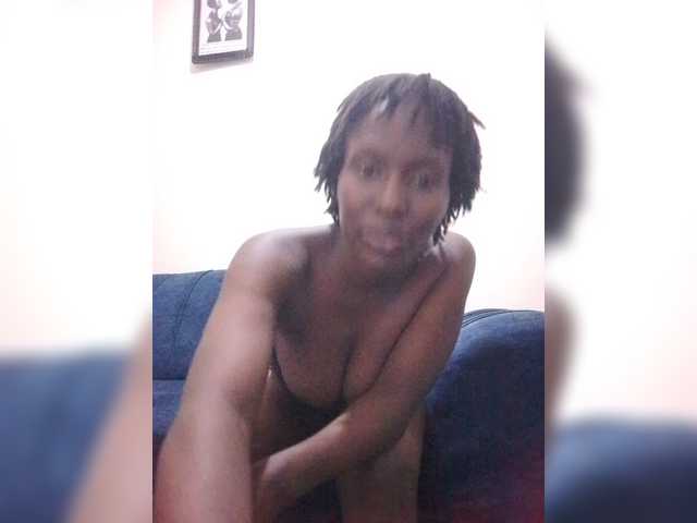 HalimaAnderson live cam on BongaCams