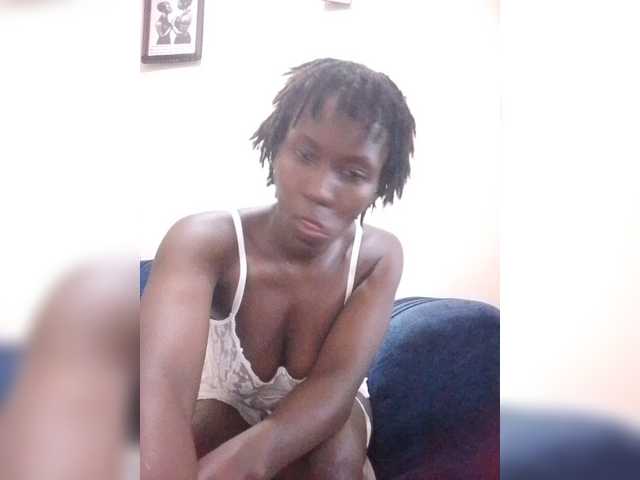 HalimaAnderson live cam on BongaCams