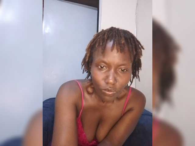 HalimaAnderson live cam on BongaCams