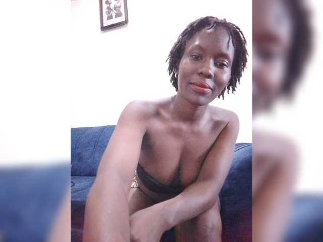 HalimaAnderson live cam on BongaCams