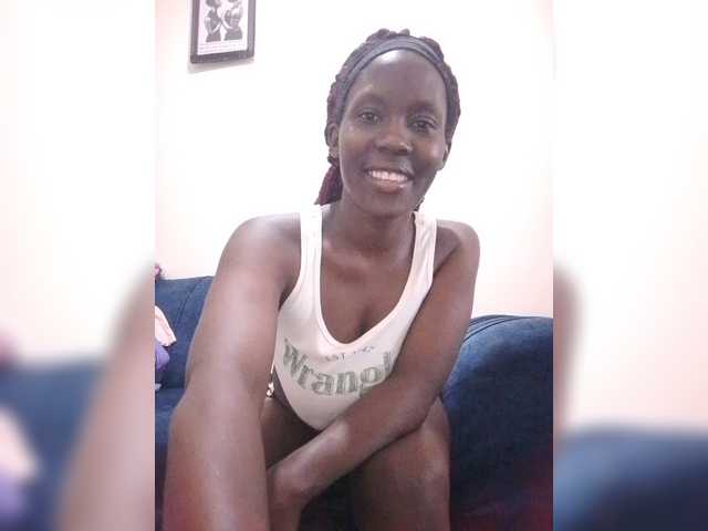 HalimaAnderson live cam on BongaCams