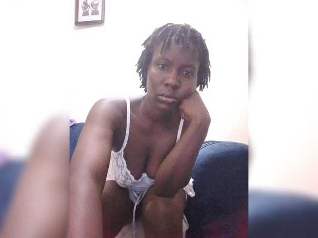HalimaAnderson live cam on BongaCams