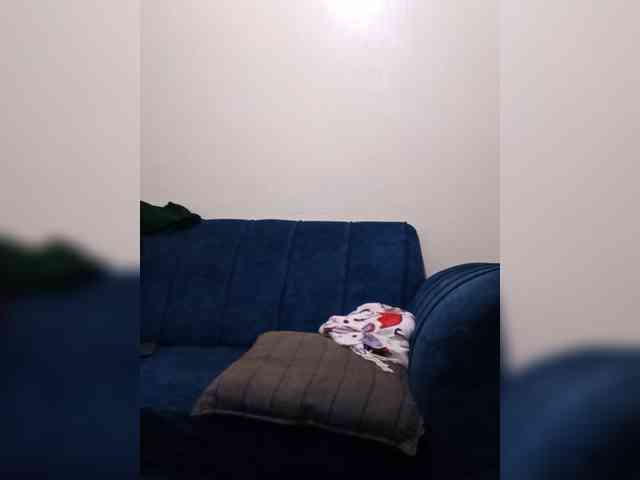 HalimaAnderson webcam