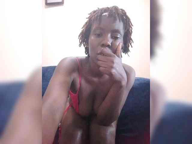 HalimaAnderson webcam