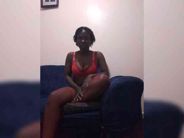 HalimaAnderson webcam