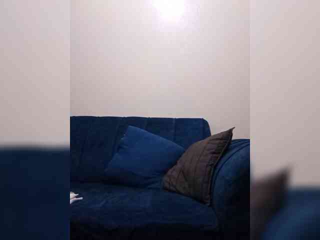 HalimaAnderson webcam