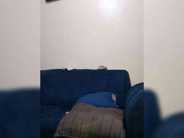 HalimaAnderson webcam