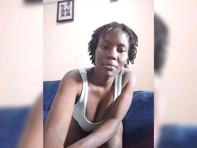 HalimaAnderson Live Webcam on BongaCams