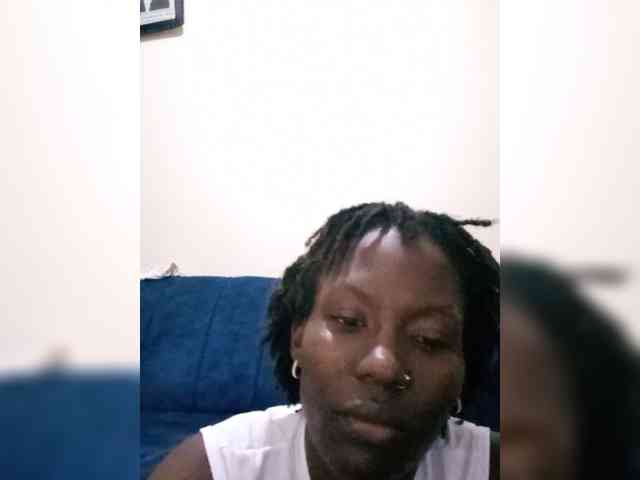 HalimaAnderson webcam