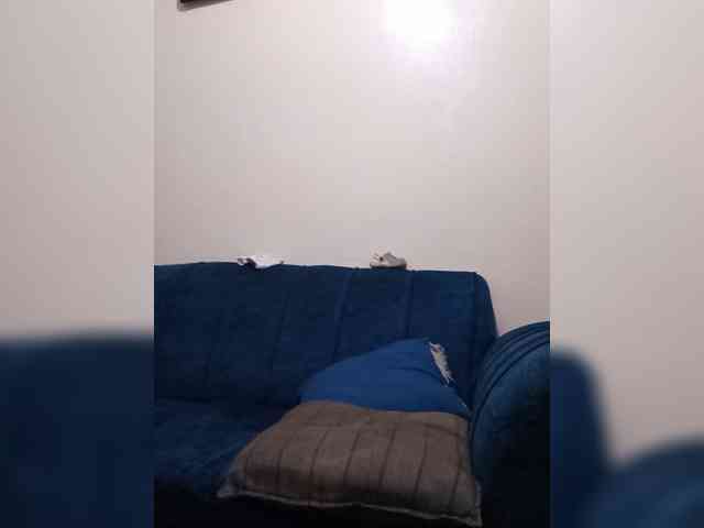 HalimaAnderson webcam