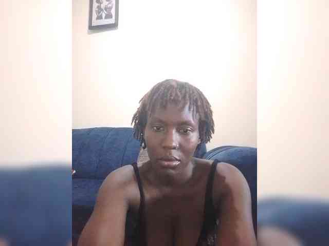 HalimaAnderson webcam