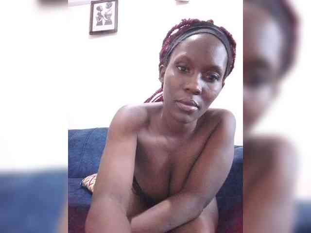 HalimaAnderson webcam