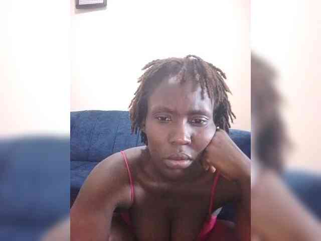 HalimaAnderson webcam