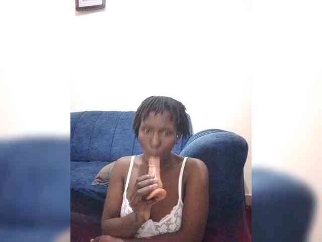 HalimaAnderson webcam