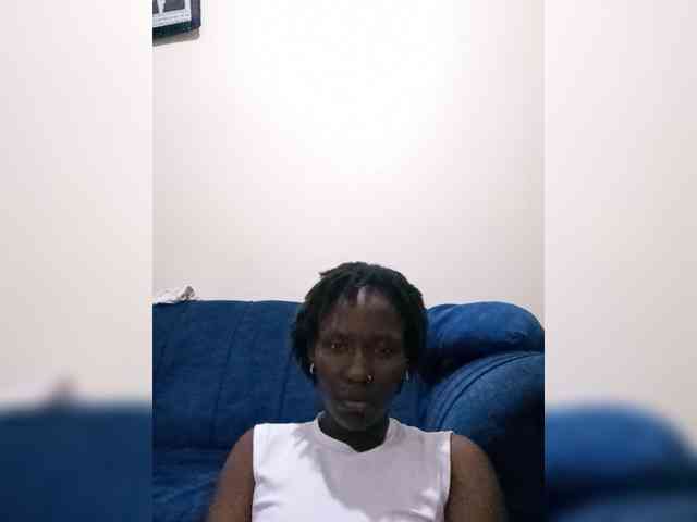 HalimaAnderson webcam