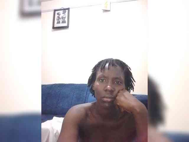 HalimaAnderson webcam
