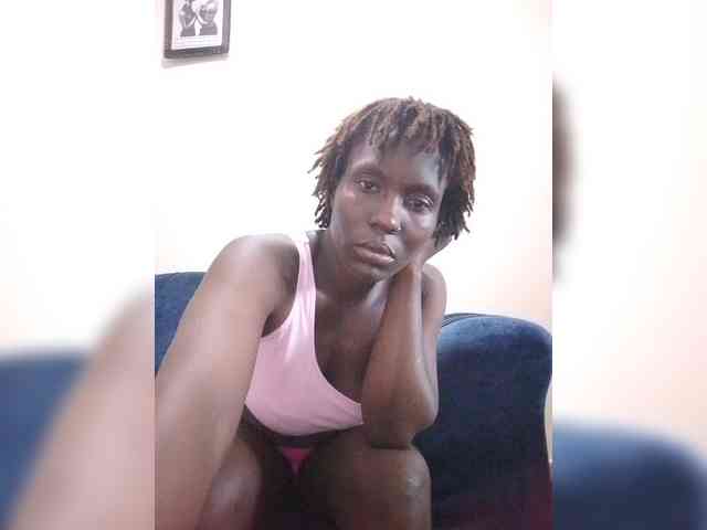 HalimaAnderson webcam