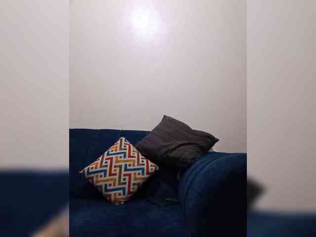 HalimaAnderson webcam