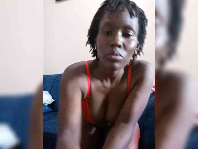 HalimaAnderson webcam