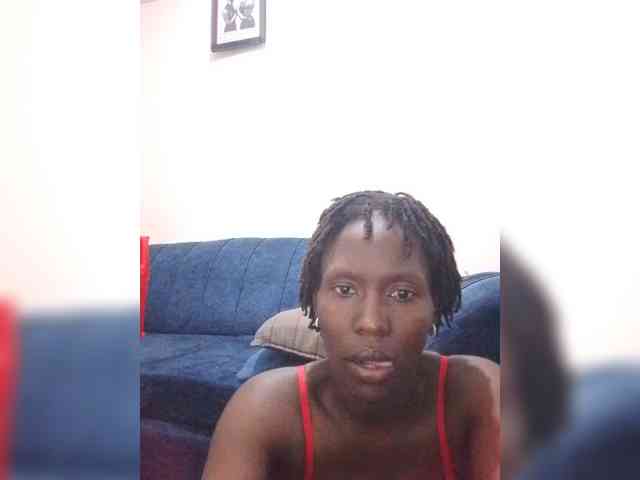 HalimaAnderson webcam