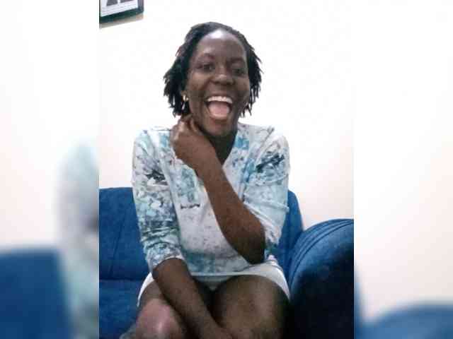 HalimaAnderson webcam