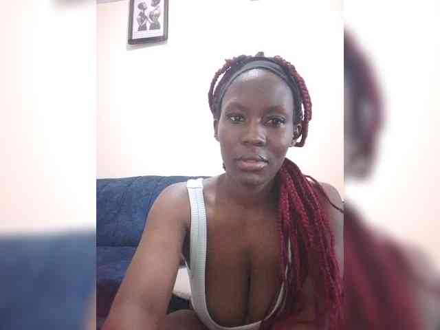 HalimaAnderson webcam