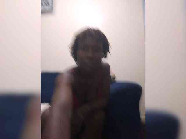 HalimaAnderson webcam
