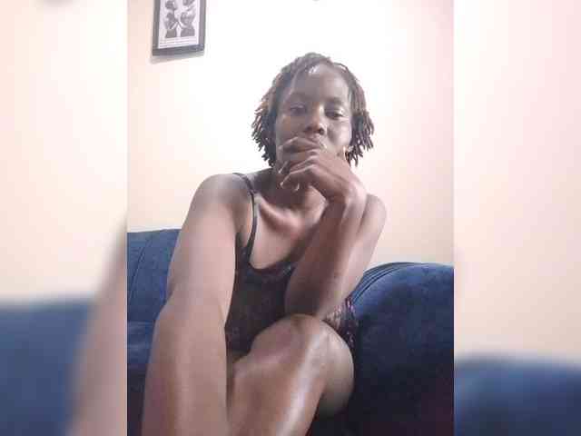 HalimaAnderson webcam