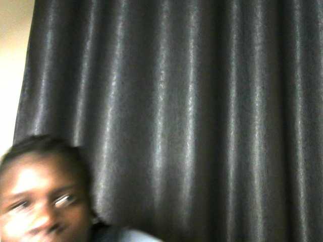 Little-queen live cam on BongaCams